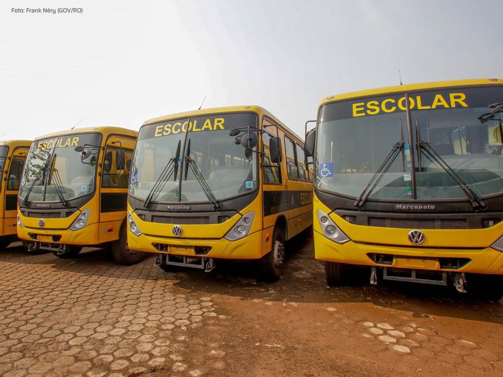 17.10-Foto-Transporte-Escolar
