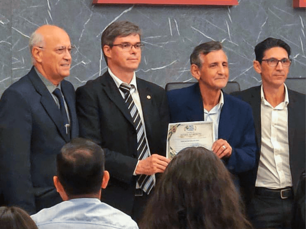 10.03 – Homenagem Roberson